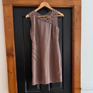 Elegant Brown Sleeveless Dress